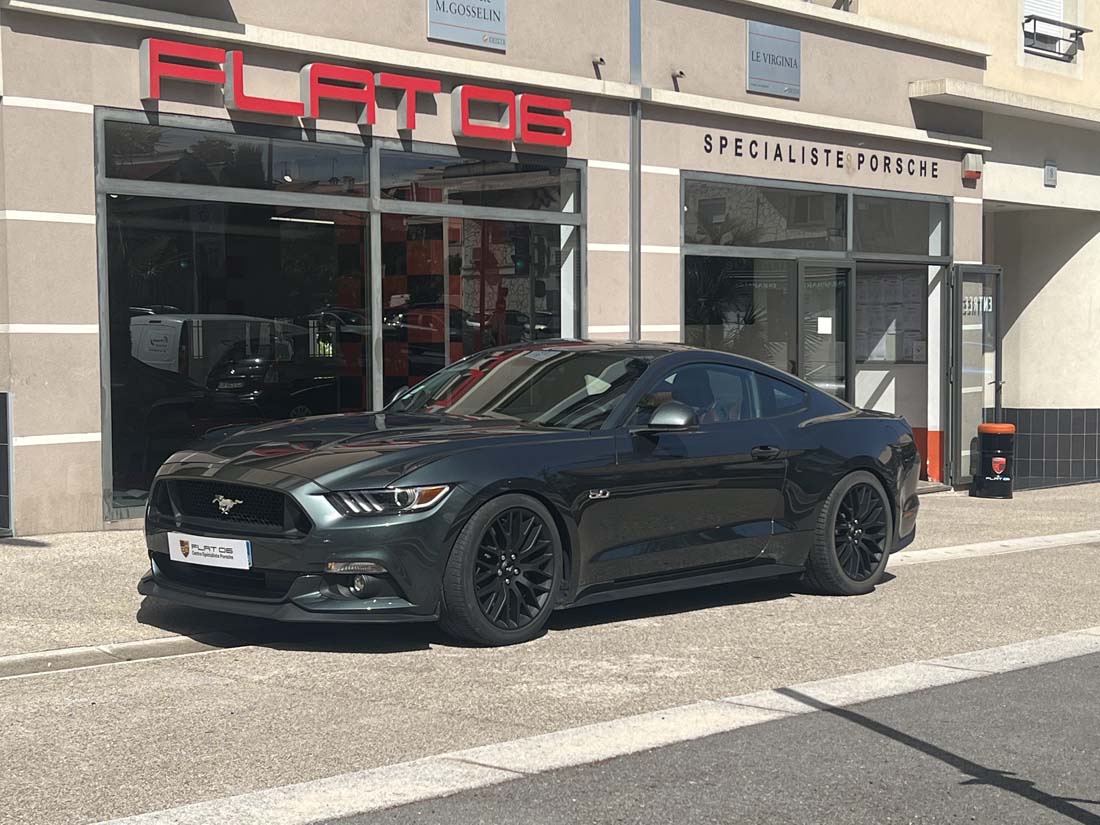 FORD MUSTANG VI COUPE 5.0 V8 421 GT Coupé / Sport Car 07/2016