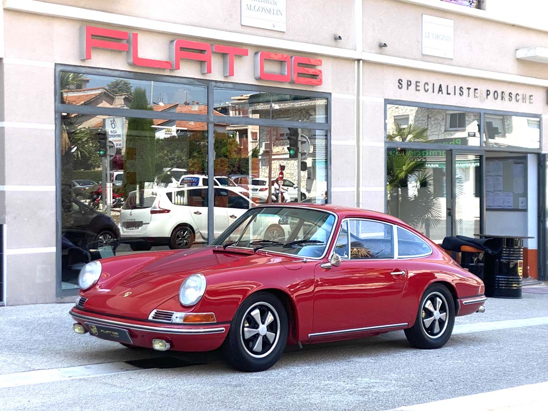 PORSCHE 911 2.0 S Coupé / Sport Car 01/1967